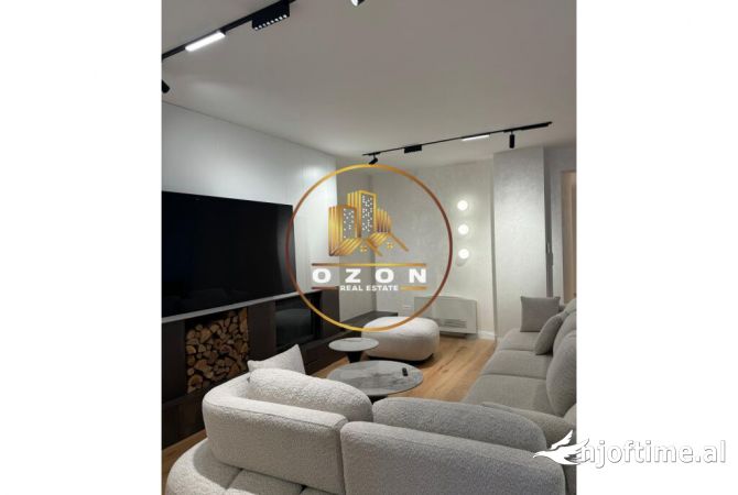 Shtepi ne shitje 3+1 ne Tirane - 700,000 Euro
