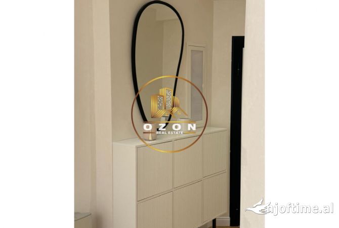 Shtepi ne shitje Apartament ne Tirane, 3+1, Mobilimi E mobiluar, Pagesa 700,000  Euro.