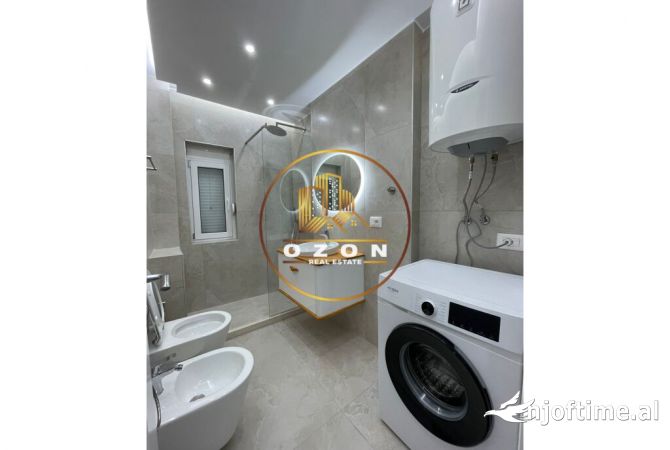 Shtepi me qera Apartament ne Tirane, 2+1, Mobilimi Pjeserisht e mobiluar, Pagesa 600  Euro.