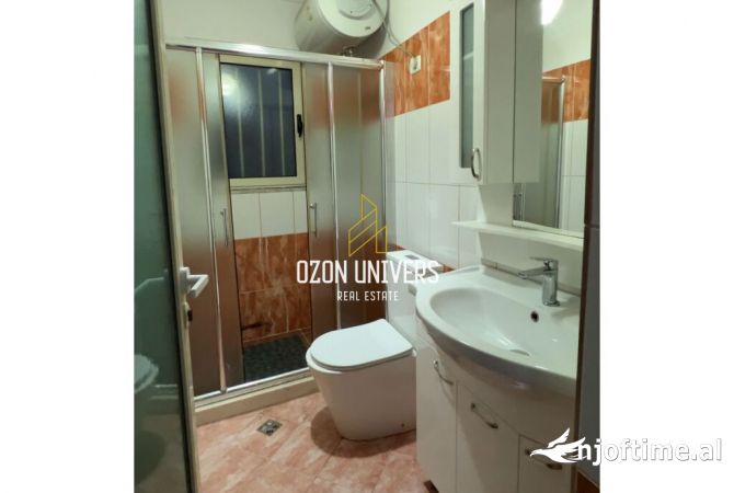 Shtepi ne shitje Apartament ne Tirane, 3+1, Mobilimi E mobiluar, Pagesa 280,000  Euro.