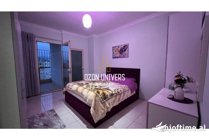 Shtepi ne shitje Apartament ne Tirane, 3+1, Mobilimi E mobiluar, Pagesa 280,000  Euro.