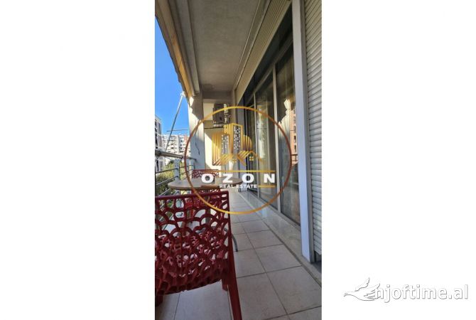 Shtepi me qera 3+1 ne Tirane - 1,400 Euro