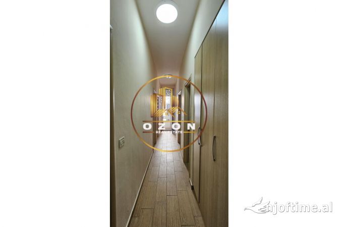 Shtepi me qera Apartament ne Tirane, 3+1, Mobilimi E mobiluar, Pagesa 1,400  Euro.