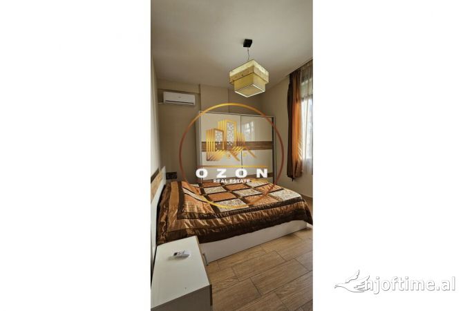 Shtepi me qera Apartament ne Tirane, 3+1, Mobilimi E mobiluar, Pagesa 1,400  Euro.