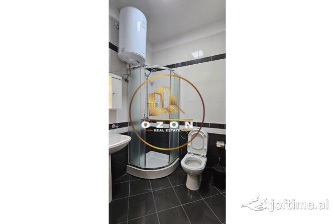 Shtepi me qera Apartament ne Tirane, 3+1, Mobilimi E mobiluar, Pagesa 1,400  Euro.