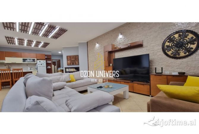 Shtepi me qera 2+1 ne Tirane - 1,300 Euro