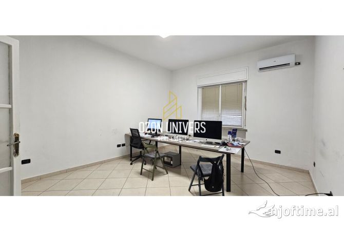 Ambient biznesi me qera 3+1 ne Tirane - 2,300 Euro