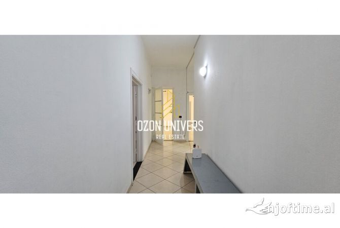 Ambient biznesi me qera 3+1 ne Tirane - 2,300 Euro