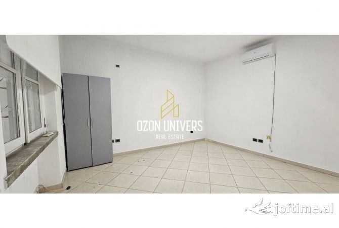 Ambjent per qira prane Stadiumit Dinamo dhe Bllokut !