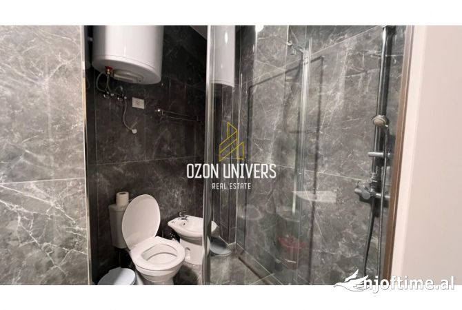 Shtepi ne shitje Apartament ne Durres, 2+1, Mobilimi E mobiluar, Pagesa 150,000  Euro.