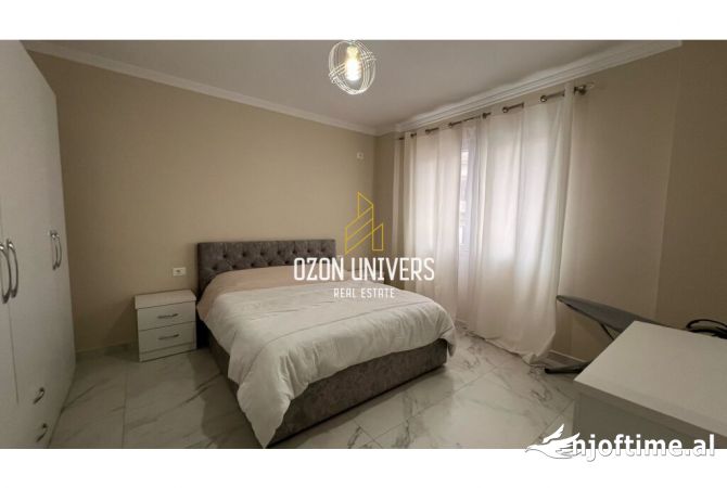 Shtepi ne shitje Apartament ne Durres, 2+1, Mobilimi E mobiluar, Pagesa 150,000  Euro.