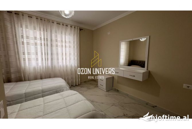 Shtepi ne shitje Apartament ne Durres, 2+1, Mobilimi E mobiluar, Pagesa 150,000  Euro.