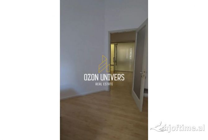 Ambient biznesi me qera 3+1 ne Tirane - 1,400 Euro