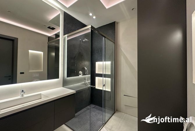 Shtepi me qera Apartament ne Tirane, 1+1, Mobilimi E mobiluar, Pagesa 900  Euro.