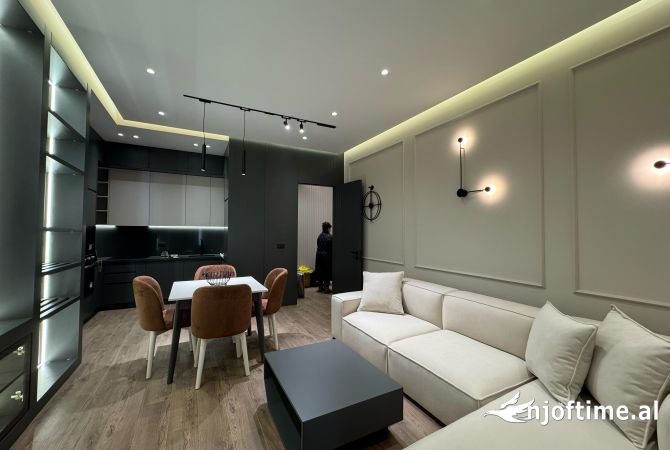 Shtepi me qera Apartament ne Tirane, 1+1, Mobilimi E mobiluar, Pagesa 900  Euro.