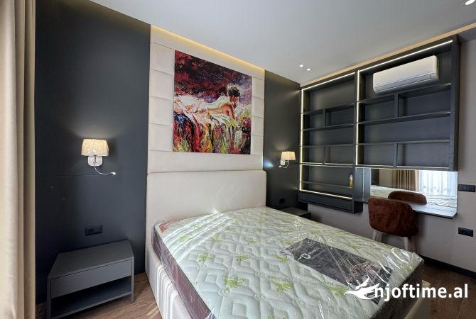 Shtepi me qera Apartament ne Tirane, 1+1, Mobilimi E mobiluar, Pagesa 900  Euro.