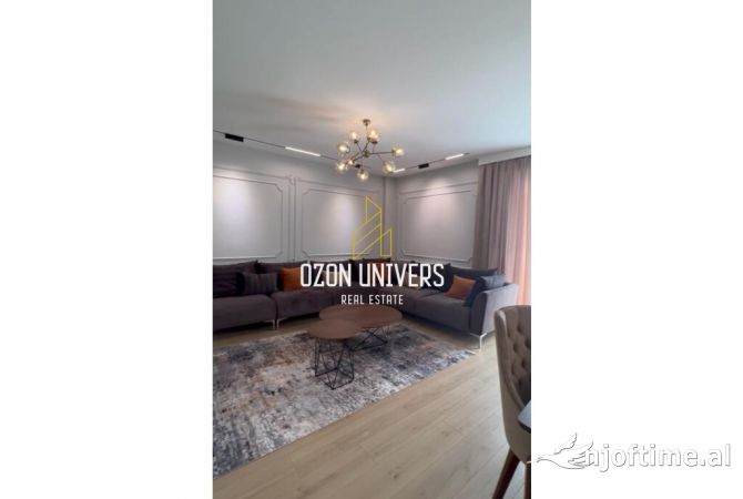 Shtepi me qera 3+1 ne Tirane - 2,400 Euro