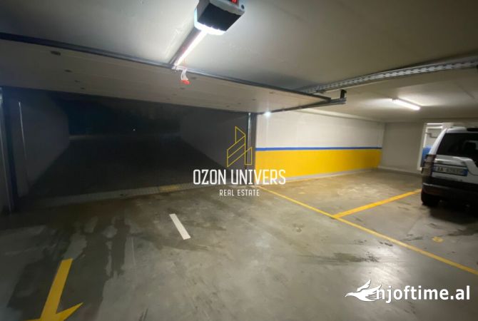 Shtepi me qera Apartament ne Tirane, 3+1, Mobilimi E mobiluar, Pagesa 2,400  Euro.