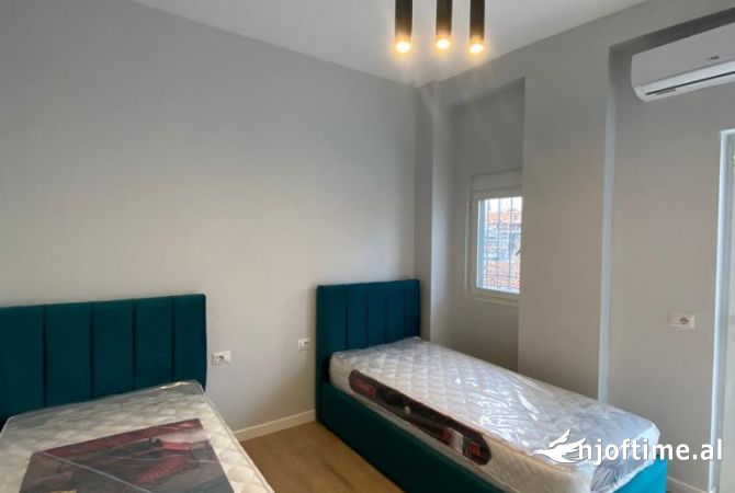 Shtepi me qera Apartament ne Tirane, 2+1, Mobilimi E mobiluar, Pagesa 640  Euro.