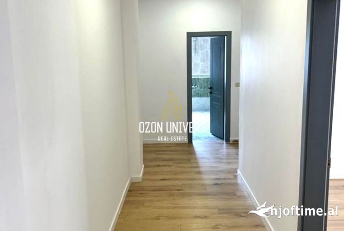 Ambient biznesi me qera 3+1 ne Tirane - 1,200 Euro