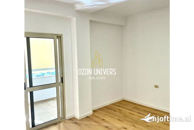 Ambient Per Zyra Me Qira Ne Bllok