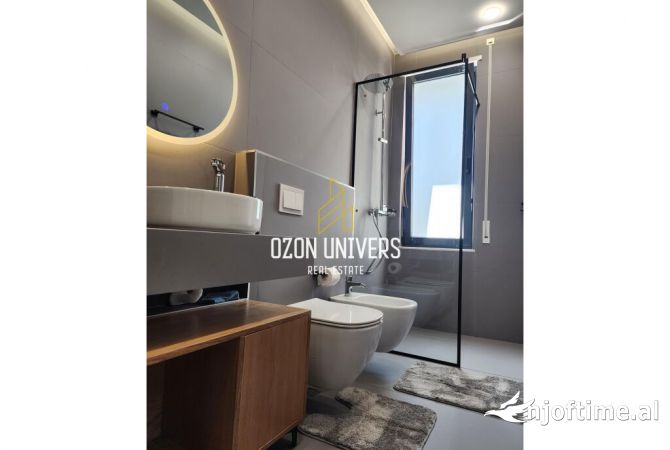 Shtepi me qera Apartament ne Tirane, 2+1, Mobilimi E mobiluar, Pagesa 950  Euro.