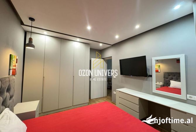 Shtepi ne shitje Apartament ne Tirane, 3+1, Mobilimi E mobiluar, Pagesa 135,000  Euro.