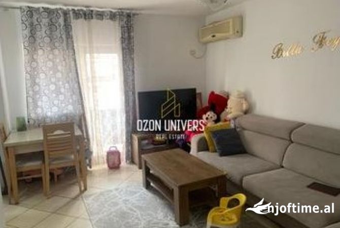 Shtepi me qera 2+1 ne Tirane - 700 Euro