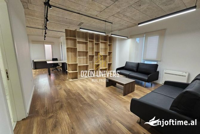 Ambient biznesi me qera 3+1 ne Tirane - 2,500 Euro