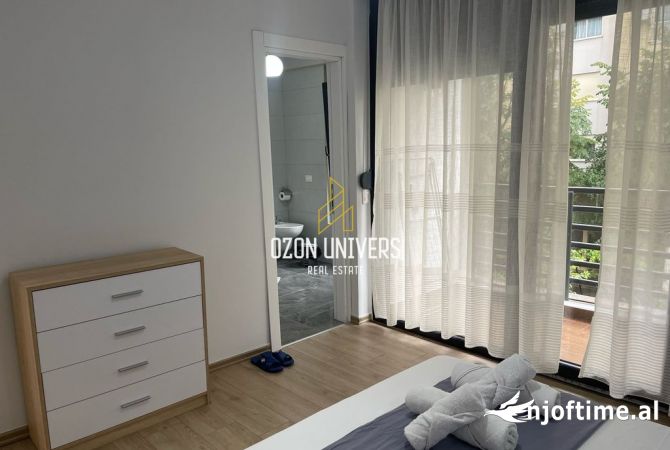 Shtepi ne shitje Apartament ne Tirane, 2+1, Mobilimi E mobiluar, Pagesa 250,000  Euro.