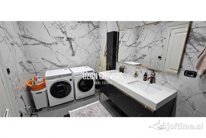 Shtepi me qera Apartament ne Tirane, 2+1, Mobilimi E mobiluar, Pagesa 2,300  Euro.