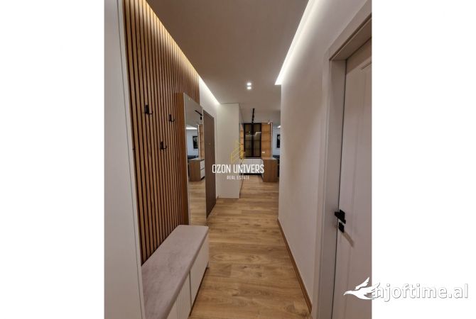 Shtepi me qera Apartament ne Tirane, 2+1, Mobilimi E mobiluar, Pagesa 1,200  Euro.