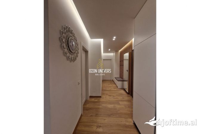 Shtepi me qera Apartament ne Tirane, 2+1, Mobilimi E mobiluar, Pagesa 1,200  Euro.