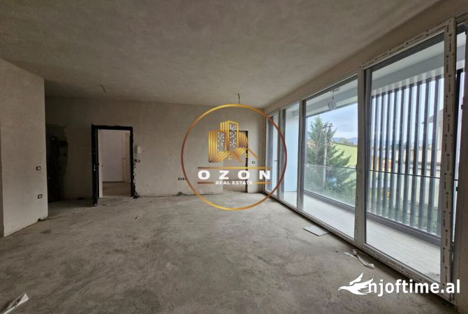Apartment for sale in Tirana 3+1, Emty