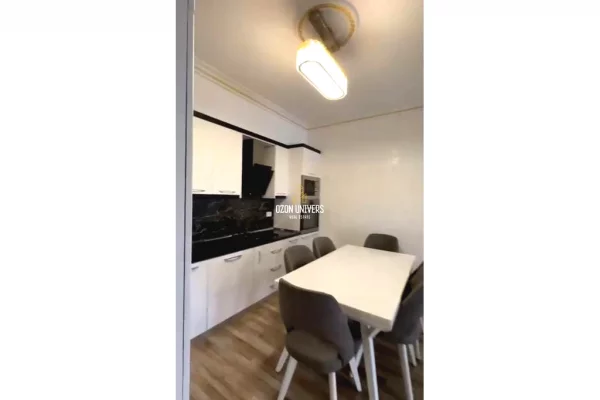 Shtepi me qera 2+1 ne Tirane - 650 Euro