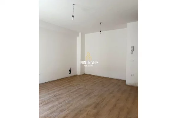 Shtepi me qera 1+1 ne Tirane - 450 Euro