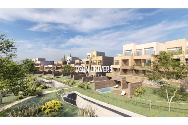 House for Sale 1+1 in Himara - 250,152 Euro