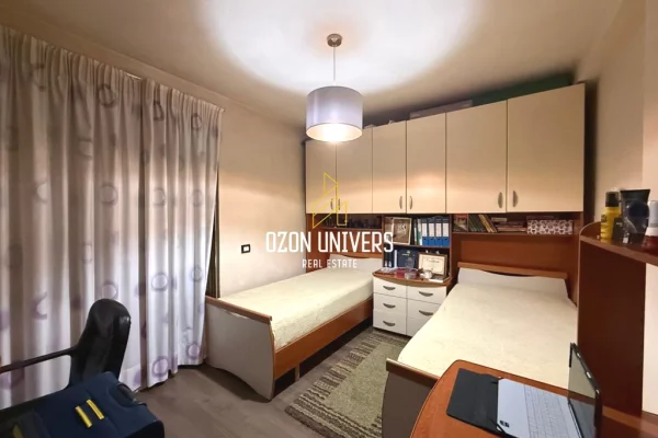 Shtepi ne shitje Apartament ne Tirane, 2+1, Mobilimi E mobiluar, Pagesa 168,000  Euro.