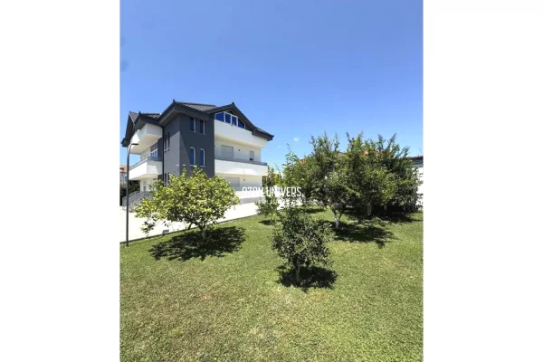 Shtepi me qera 3+1 ne Tirane - 1,500 Euro