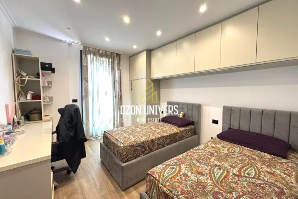 Shtepi me qera Apartament ne Tirane, 2+1, Mobilimi E mobiluar, Pagesa 1,500  Euro.