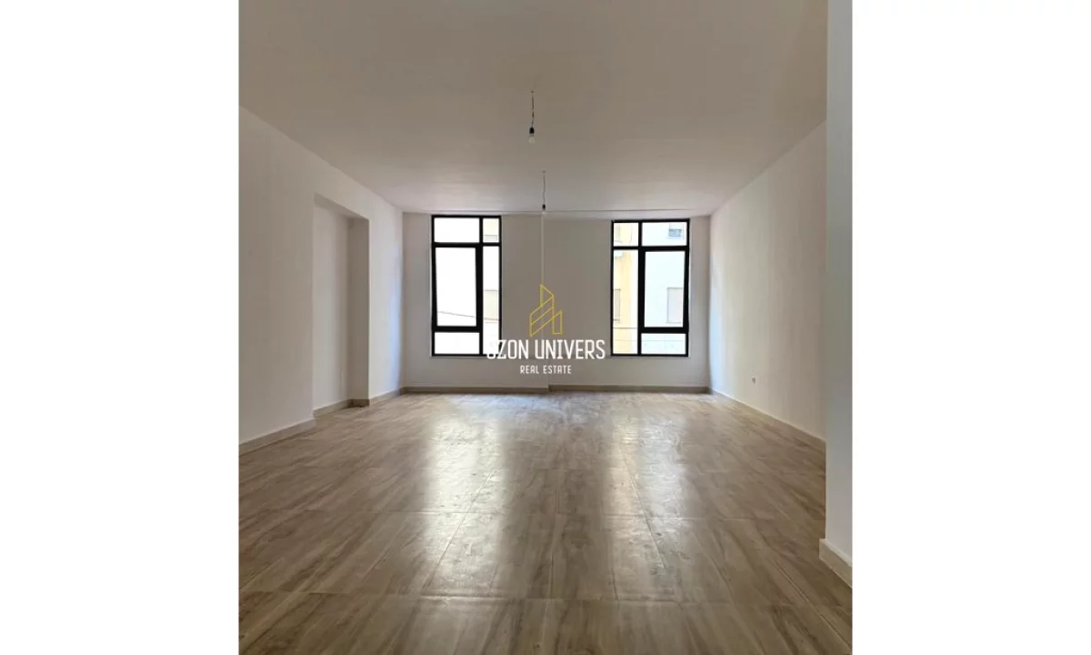 Shtepi me qera Apartament ne Tirane, 1+1, Mobilimi Bosh, pa mobiluar, Pagesa 1,440  Euro.