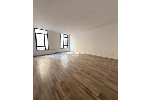 Shtepi me qera 1+1 ne Tirane - 1,440 Euro