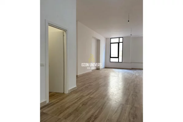 Shtepi me qera Apartament ne Tirane, 1+1, Mobilimi Bosh, pa mobiluar, Pagesa 1,440  Euro.