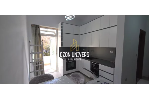 Shtepi me qera 1+1 ne Tirane - 65,000 Leke