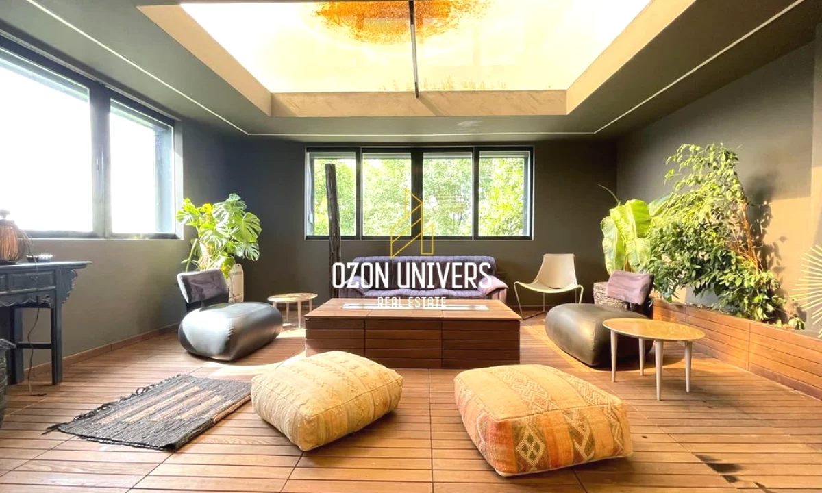 Shtepi ne shitje Apartament ne Tirane, 3+1, Mobilimi E mobiluar, Pagesa 500,000  Euro.