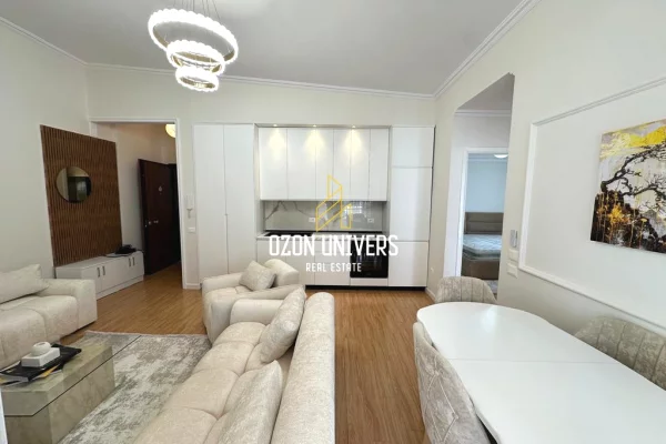 Shtepi ne shitje Apartament ne Tirane, 2+1, Mobilimi E mobiluar, Pagesa 203,000  Euro.