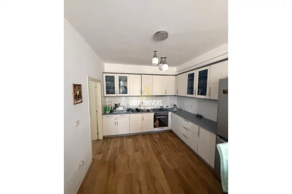 Shtepi ne shitje Apartament ne Tirane, 1+1, Mobilimi E mobiluar, Pagesa 115,000  Euro.