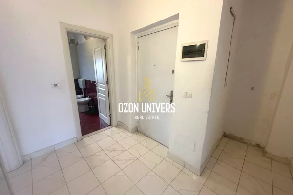 Apartment for sale in Tirana 2+1, Emty
