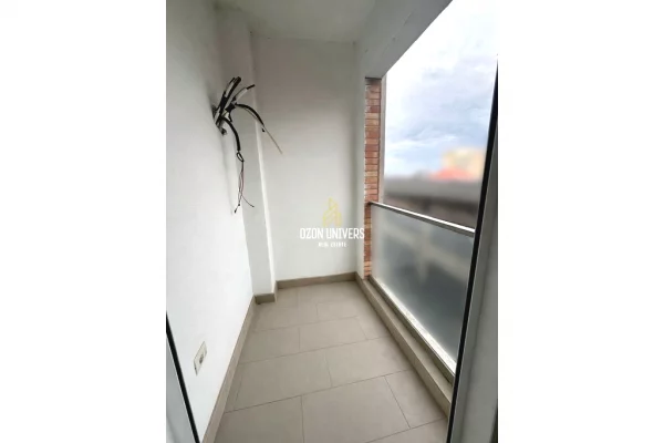 Appartamento in vendita a Tirana 1+1, Vuoto