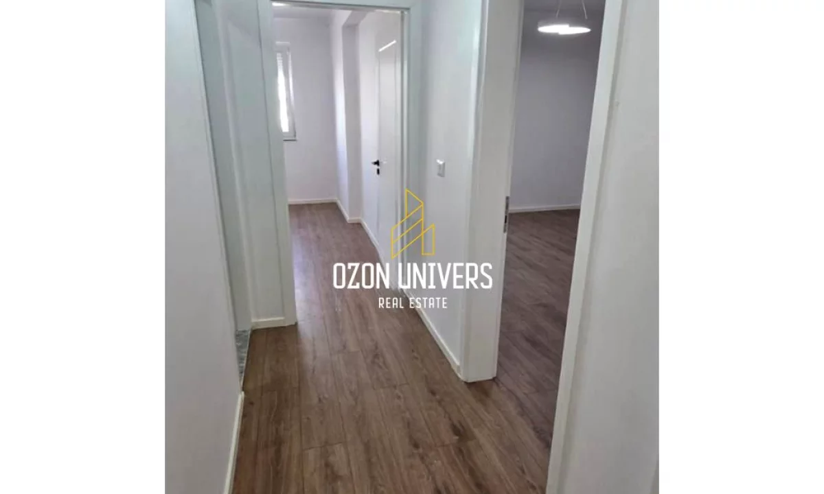 Appartamento in vendita a Tirana 1+1, Vuoto